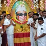 அதிமுக சார்பில் மறைந்த முன்னாள் முதல்வர் எம்ஜிஆரின் 37- ஆவது நினைவு தினம் அனுசரிப்பு.