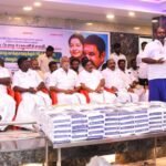 திமுக ஆட்சியில் ஒட்டுமொத்த மக்களும் கண்ணீர் வடிக்கிறார்கள் என ஆர்.பி.உதயகுமார் குற்றச்சாட்டு.