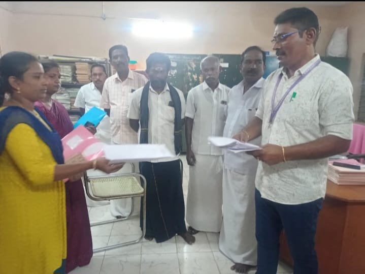 விக்கிரமங்கலம் அரசு கள்ளர் மேல்நிலைப் பள்ளியில் தற்காலிக ஆசிரியர் பணிக்கு விண்ணப்பம்.
