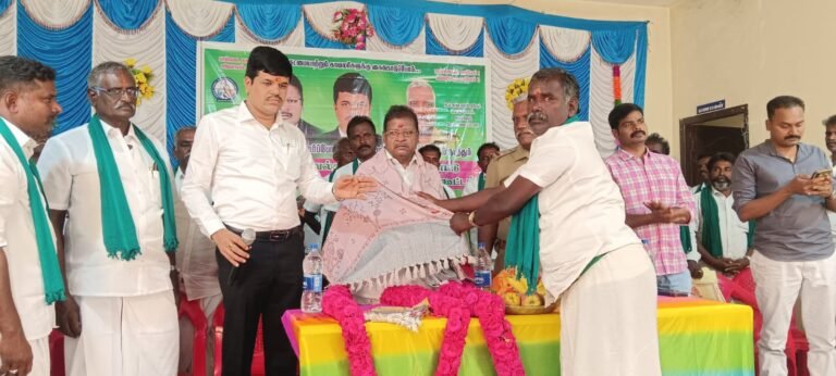 திருச்சி துறையூரில் தமிழ் நாடு கால்நடை வளர்ப்போர் பாதுகாப்பு சங்கத்தின் சார்பாக மகளிர் சட்ட பாதுகாப்பு கூட்டம் நடைபெற்றது.