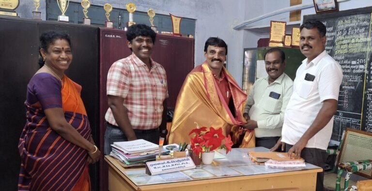 நற்பணி சாதனையாளர் விருது பெற்ற தலைமை ஆசிரியருக்கு நேரில் வாழ்த்து