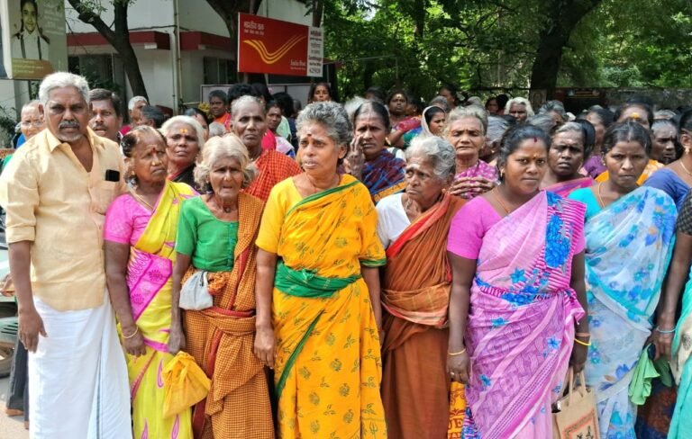 கொடிக்குளம் கிராமங்களை மாநகராட்சியோடு இணைக்க எதிர்ப்பு தெரிவித்து ஆர்ப்பாட்டம்.