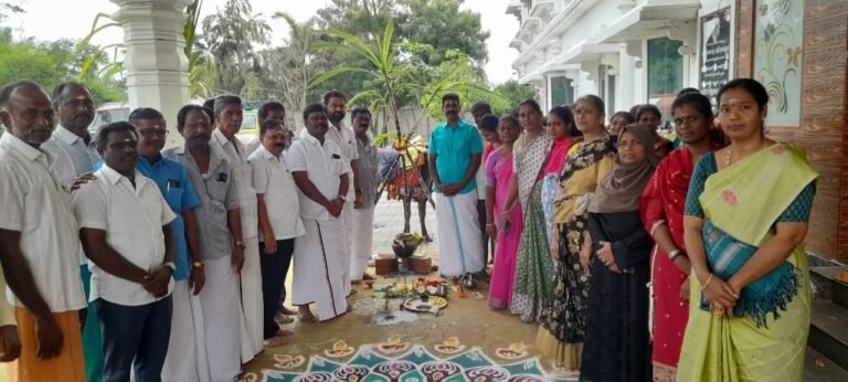 திருப்பூர் மாவட்டம் தாராபுரம் நகராட்சியில் சமுத்துவ பொங்கல் விழா நடைபெற்றது.