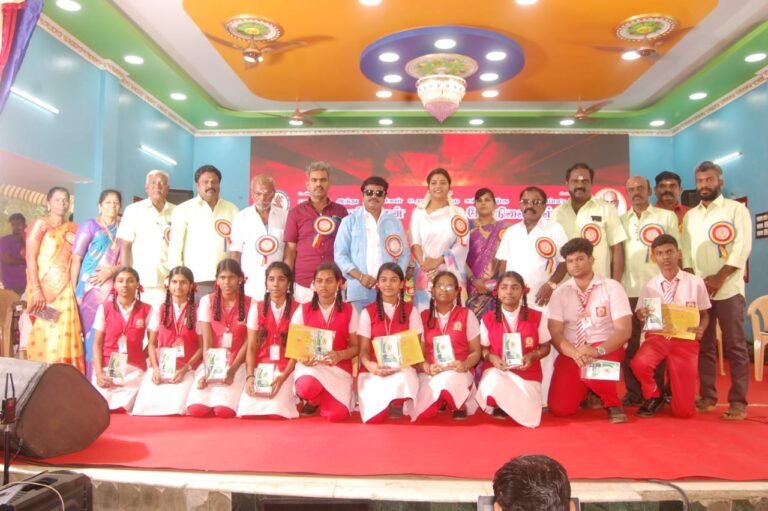 பாலமேடு பத்ரகாளியம்மன் பள்ளி ஆண்டு விழா