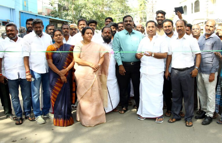 பயன்பாட்டிற்கு திறந்து வைத்தார்.