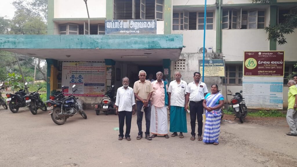 100 நாள் வேலை திட்டத்தால் விவசாய பணிகள் பாதிக்கப்படுவதாக வாடிப்பட்டி வட்டாச்சியர் அலுவலகத்தில் நடைபெற்ற விவசாய சங்க கூட்டத்தில் பாரதிய கிஷான் சங்க மாநில தலைவர் புகார்