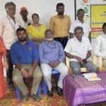 மல்லாங் கிணறில் பள்ளி மாணவர்களுக்கான சாலை பாதுகாப்பு குறித்து விழிப்புணர்வு நிகழ்ச்சி நடைபெற்றது.