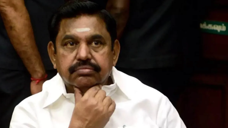 புற முதுகு காட்டி ஓடிய எடப்பாடி பழனிச்சாமி!