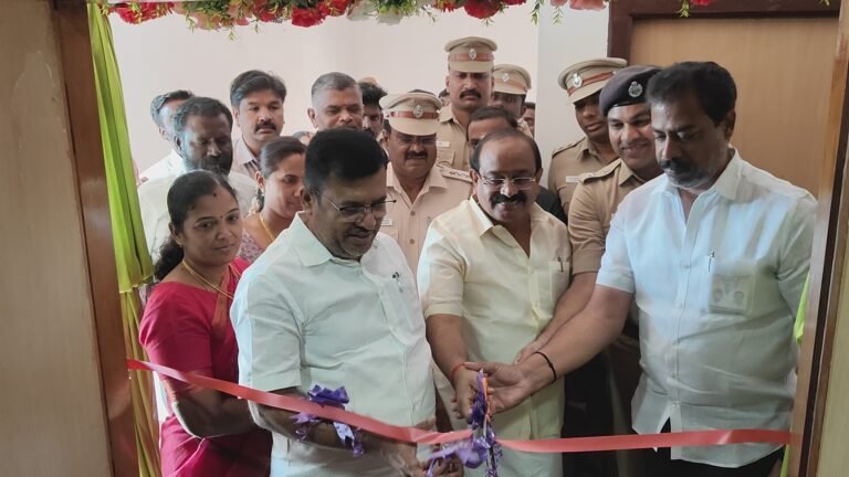 திண்டுக்கல் நாடாளுமன்ற உறுப்பினர் தொகுதி மேம்பாட்டு நிதியின் கீழ் அமைக்கப்பட்ட சிசிடிவி கேமரா தொடக்க விழா.