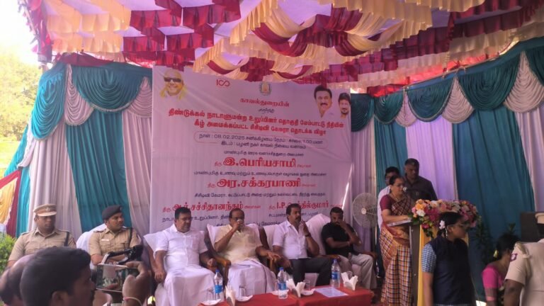 பழனி நகராட்சிக்கு ஒத்துழைக்காத பழனி திருக்கோவில் நிர்வாகம்.-அமைச்சர் சட்டமன்றமும் உறுப்பினர் முன்னிலையில் பழனி நகர் மன்ற தலைவர் ஆவேசம்.