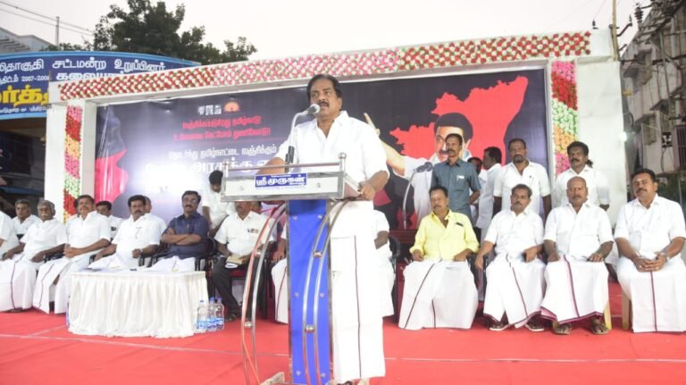 சோழவந்தானில் மத்திய பட்ஜெட்டை கண்டித்து கண்டன பொதுக்கூட்டம் அமைச்சர் மூர்த்தி சிறப்புரை.