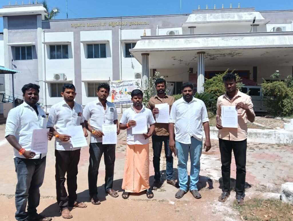விராலிப்பட்டி பகுதியில் திடீரென உருவான ஜெப க்கூடத்தை அகற்றக்கோரி நிலக்கோட்டை தாசில்தாரிடம் இந்து முன்னணி மனு