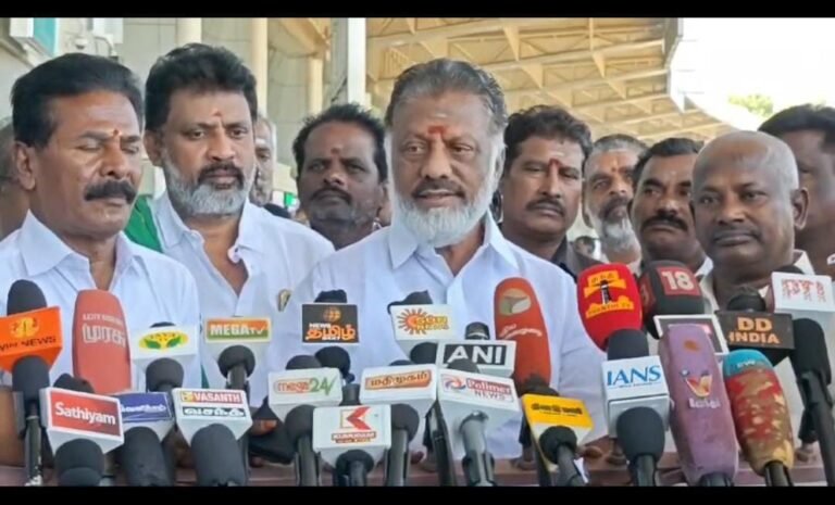 செங்கோட்டையன் அதிமுக மீது பற்று கொண்டவர்: ஓபிஎஸ்