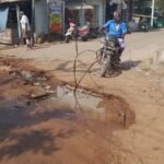 கருப்பட்டியில் குடிநீர் குழாயில் உடைப்பு ஏற்பட்டு வீணாகும் குடிநீர்