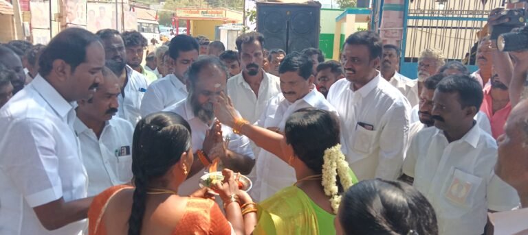 உயிரிழப்பு இல்லாமல் பட்டாசு தயாரிக்கும் காலம் கணிய வேண்டும். முன்னாள் அமைச்சர் ஆர்.பி.உதயக்குமார் பேட்டி.