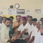 முதலமைச்சர் மு.க.ஸ்டாலின் 72 வது பிறந்தநாள் விழா : பெரியகுளம் நகர் திமுகவினர் மனநலம் குன்றியோர்களுக்கு அசைவ உணவு வழங்கி கொண்டாட்டம்