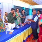 குழந்தைகளுக்கு கருப்பை வாய் புற்று நோய்க்கு எதிரான எச்.பிவி தடுப்பூசி முகாம் நடைபெற்றது.