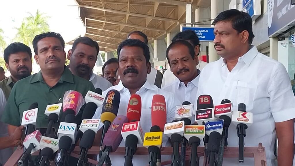 பாஜகவிற்கு தமிழக மக்கள் மீது உண்மையான அக்கறை இல்லை என்பது இன்றைய அனைத்து கட்சி கூட்டத்தின் மூலம் தெரிய வருகிறது - மதுரை விமான நிலையத்தில் காங்கிரஸ் மாநில தலைவர் செல்வப் பெருந்தகை பேட்டி