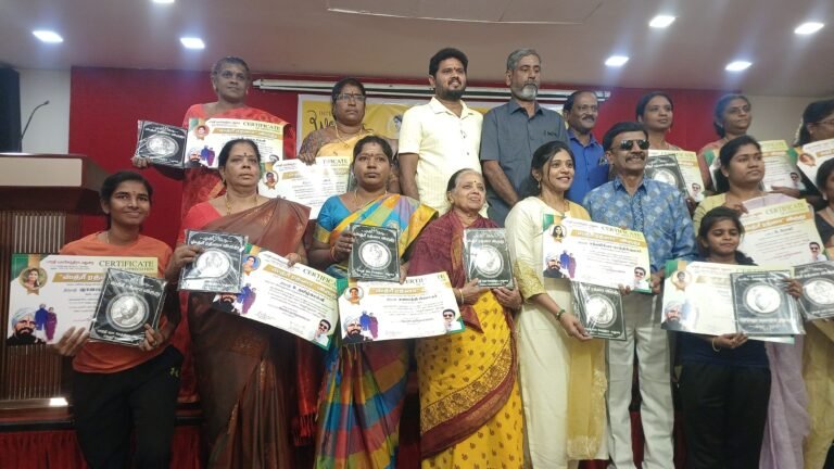 தமிழகத்தில் 70 லட்சம் பேர் தினமும் குடிக்கிறாங்க! தமிழகத்தில் 1.12 கோடி குடிநோயாளிகள்! அரசுக்கு 25000 கோடி லாபம். நாளுக்கு நாள் பெருகி வரும் தமிழகத்தில் விதவைகளின் எண்ணிக்கை