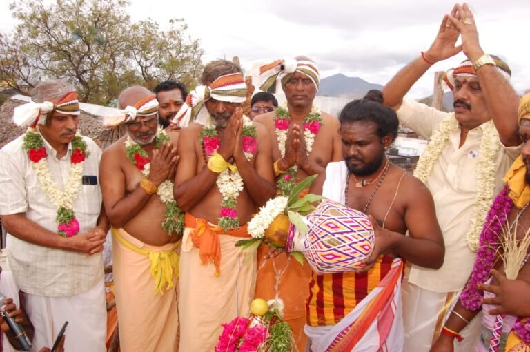 பாலமேட்டில் ஸ்ரீ சந்திரம்மாள் திருக்கோவில் கும்பாபிஷேக விழா நடைபெற்றது.