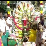 சோழவந்தான் அருள்மிகு ஸ்ரீ பச்சை காளியம்மன் முனியாண்டி கோவில் உற்சவ விழா அக்னிசட்டி பால்குடம் முளைப்பாரி ஊர்வலம் நடைபெற்றது.