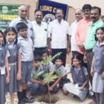 உலக தண்ணீர் தினத்தை முன்னிட்டு மரக்கன்றுகள் நடும் நிகழ்ச்சி நடைபெற்றது.