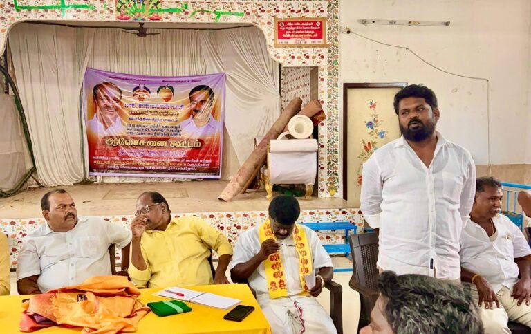 மே 11 மாமல்லபுரத்தில் நடைபெற உள்ள மாபெரும் வன்னியர் இளைஞர் பெருவிழா மாநாட்டிற்கான மாவட்ட ஆலோசனை கூட்டம் நடைபெற்றது.