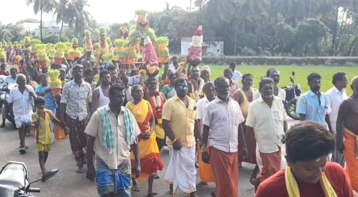 பாலகிருஷ்ணாபுரம் மாயாண்டி கோவில் பங்குனி திருவிழா 500க்கும் மேற்பட்ட பெண்கள் முளைப்பாரி எடுத்து நேர்த்தி கடன்