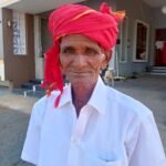 துப்பாக்கிச் சூட்டில் பலியான வியாதிகளுக்கு முடியை காணிக்கையாக செலுத்திய விவசாயி