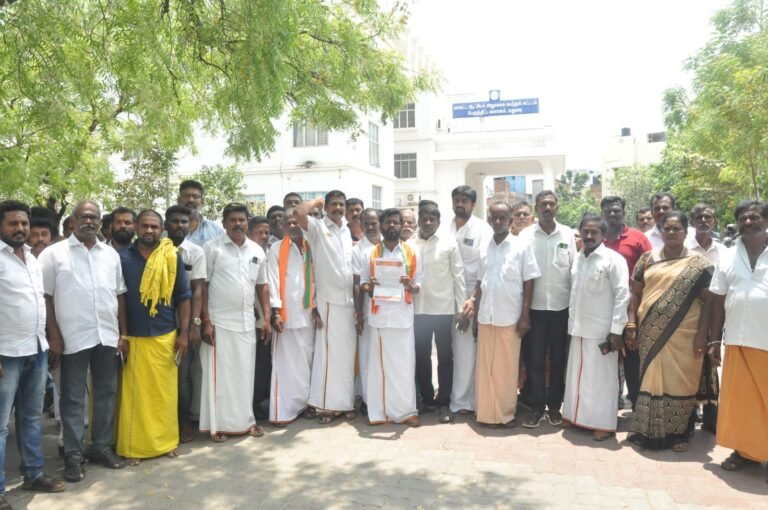 வீரபாண்டிய கட்டபொம்மனுக்கு சிலை