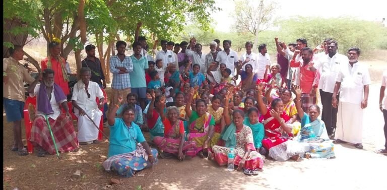 ஆக்கிரமிப்பு அகற்றக் கோரி போராட்டம்