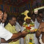 சோழவந்தான் குருவித்துறை கோவில்களில் வெங்கடேசன் எம் எல் ஏ சாமி தரிசனம் அன்னதானத்தையும் தொடங்கி வைத்தார்