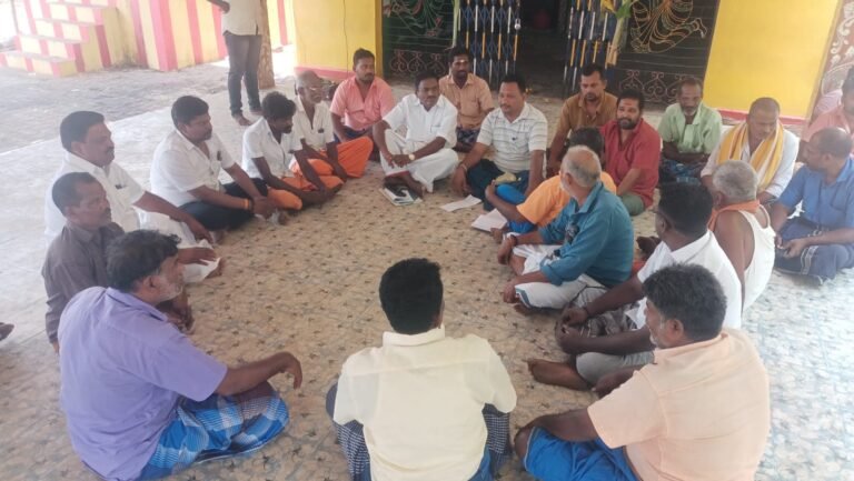 உசிலம்பட்டி அருகே கிராமத்திற்குள் பட்டாசு வெடிக்க, போதை பொருட்கள் விற்பனை செய்ய தடை விதிப்பு