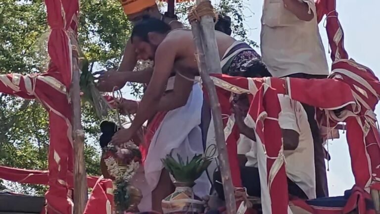 மதுரை திருப்பரங்குன்றம் அருள்மிகு சுப்பிரமணிய சுவாமி திருக்கோவிலின் உப கோயில்களுக்கு கோலாகலமாக கும்பாபிஷேகம் நடைபெற்றது.