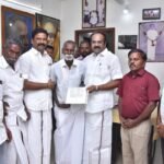 நரிக்குடி அருகே வீடின்றி தவித்த வாய் பேச முடியாத மாற்றுத்திறனாளி முதியவருக்கு கலைஞரின் கனவு இல்லம் திட்டத்தின் கீழ் வீடு.