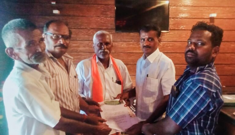 தமிழக அரசு பள்ளி பெயர் பலகை மாற்றம் குறித்த உயர் நீதிமன்ற உத்தரவை எதிர்த்து மேல்முறையீடு செய்ய சட்டசபை மானிய கோரிக்கையில் வலியுறுத்திப் பேச அமைச்சருக்கு மனு