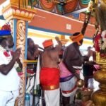 வாடிப்பட்டியில் மீனாட்சியம்மன் கோவில் சித்திரைத்திருவிழா கொடியேற்றத்துடன் தொடங்கியது.