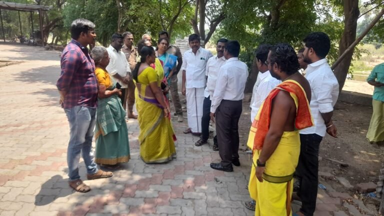 குருவித்துறை குருபகவான் கோவிலில் குரு பெயர்ச்சி முன்னேற்பாடுகள் குறித்து வெங்கடேசன் எம் எல் ஏ ஆய்வு