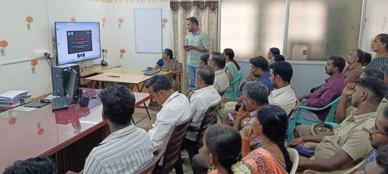 போர்க்காலங்களில் பொதுமக்கள் செயல்பாடு குறித்து தேனி மாவட்டம் கம்பத்தில் தீயணைப்புத்துறை சார்பில் ஒத்திகை நிகழ்ச்சி நடைபெற்றது.