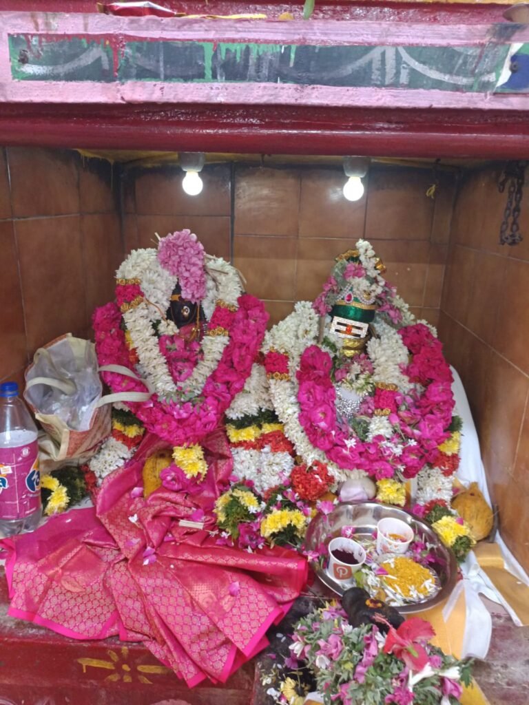 மதுரை நகரில் கோயில்களில் நடைபெற்ற திருக்கல்யாணம்.