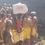 சோழவந்தான் அருகே காடுபட்டி காளியம்மன் மாரியம்மன் ராமலிங்க சௌடாம்பிகை அம்மன் கோவில் முப்பெரும் கரகம் எடுக்கும் திருவிழா நடைபெற்றது.