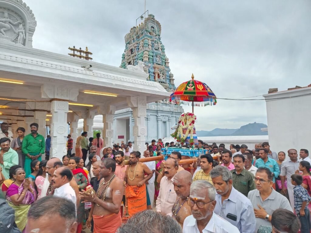 பெரியகுளம் கைலாசநாதர் மலைக்கோவிலில் சனி பிரதோஷ சிறப்பு வழிபாடு