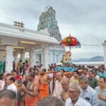 பெரியகுளம் கைலாசநாதர் மலைக்கோவிலில் சனி பிரதோஷ சிறப்பு வழிபாடு