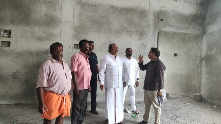 புதுச்சேரி வம்பாகீரப்பாளையம் மின் மயான கட்டுமான பணிகளை அனிபால் கென்னடி எம்எல்ஏ பார்வையிட்டார்