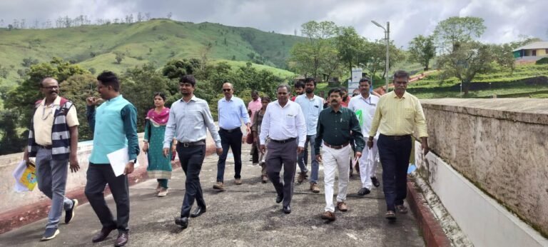 தேசிய அணைகள் பாதுகாப்பு மண்டல இயக்குனர் தலைமையிலான துணைக் குழுவினர் பெரியாறு அணையில் ஆய்வு.