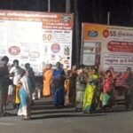 மதுரை சோழவந்தான் அருகே இரவு 9 மணிக்கு மேல் பழுதாகி நின்ற அரசு பேருந்தால் 30க்கும் மேற்பட்ட பயணிகள் அவதி பழுதடைந்த பேருந்துகளை போக்குவரத்து துறை இயக்குவதாக பரபரப்பு புகார்