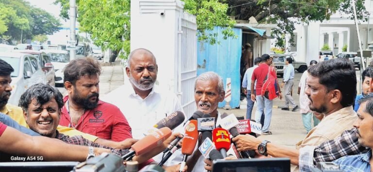 திமுகவைச் சேர்ந்த வழக்கறிஞர் மிரட்டல்.