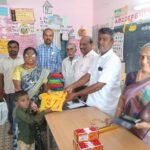 இலவச நோட் புத்தகம் வழங்கும் விழா