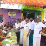 மாரியம்மன் கோயில் விழாவில் தீர்த்தக்குடம் ஊர்வலம் நடைபெற்றது.