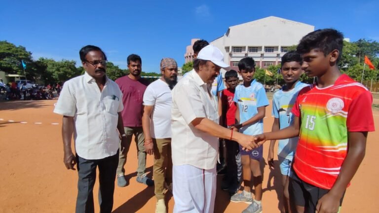 AMATEUR HANDBALL ASSOCIATION கைப்பந்து சங்கத்தின் மூலமாக இளையோர் பிரிவுக்கான கைப்பந்து போட்டி நடைபெற்றது.